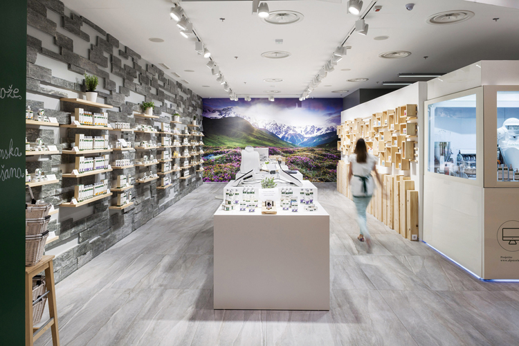 1589255952422227.jpg 专卖店设计公司