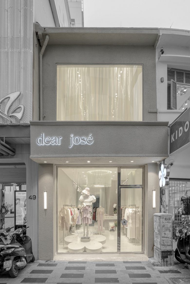 1606477674686628.jpg 广州专卖店设计15.jpg
